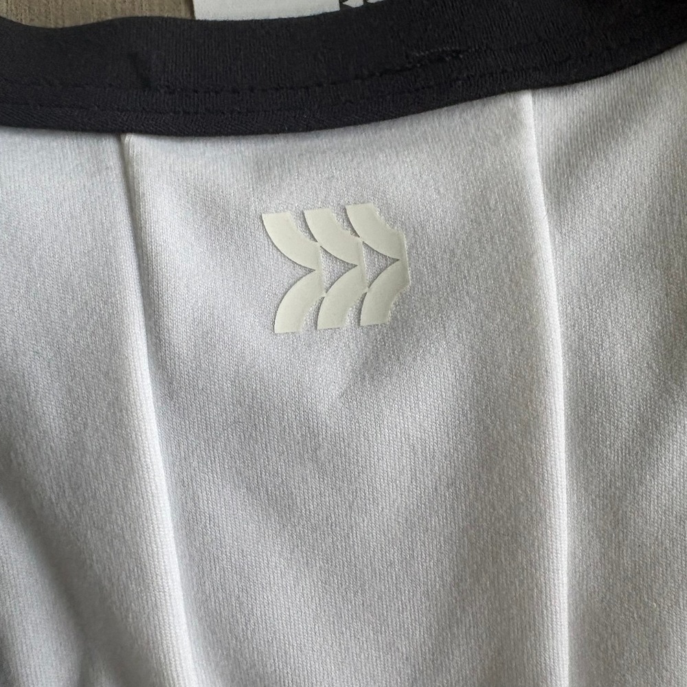 All in Motion Womens High Neck Tank Top White Black Trim Athletic Medium NEW - Picture 12 of 16
